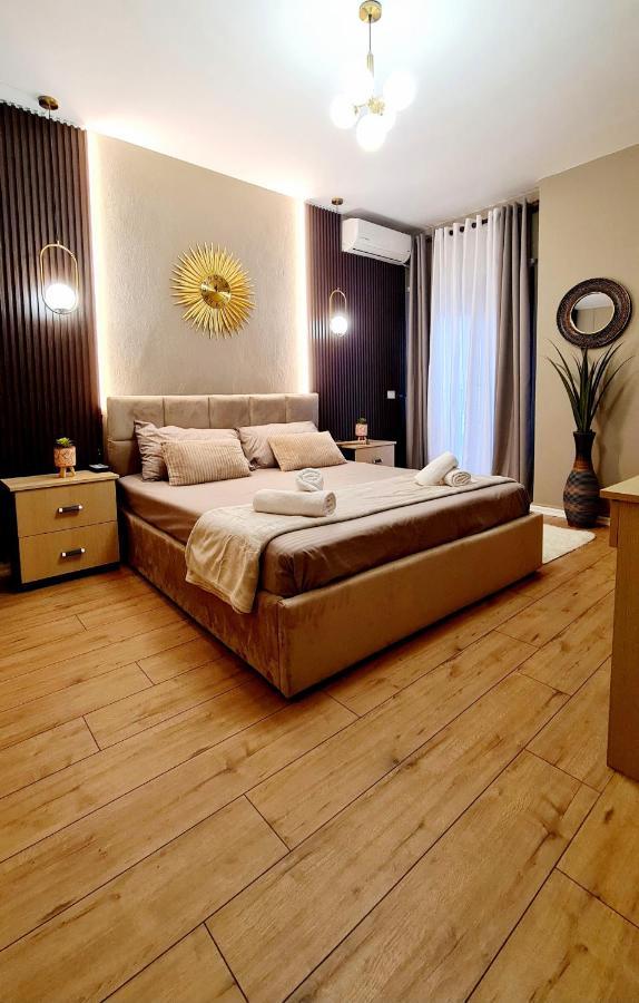 Sophie Waterfront Central Durres Exterior photo